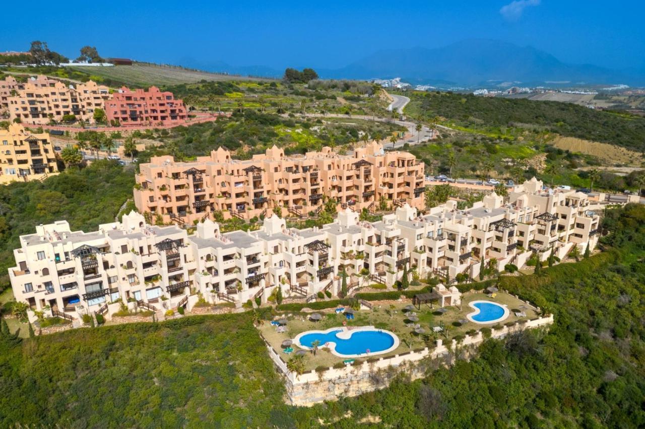 15 First Line Penthouse With Wonderful Seaview Near Duquesa Golf Manilva Andalucia Apartment Exterior photo